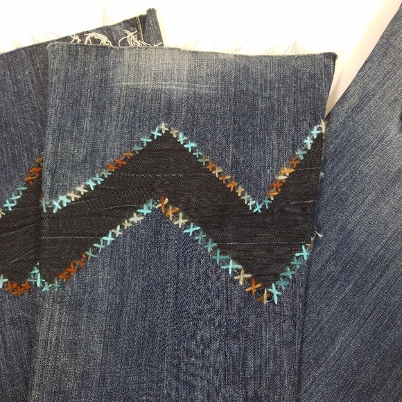 RE.DO upcycled Embroidered "Janine flare" Denim 25 - Picture 3 of 8